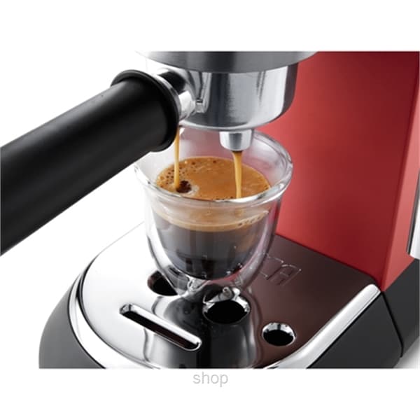 DeLonghi Dedica Pump Espresso Machine - EC685.R 4